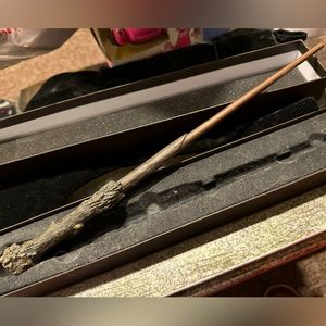 Harry Potter™️ Universal Studios™️ Official Replica Wand